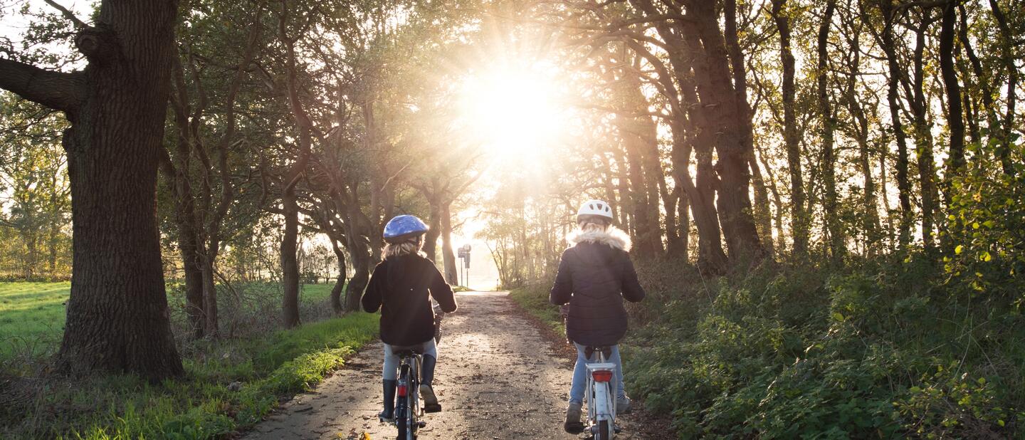 Kindjes op fiets