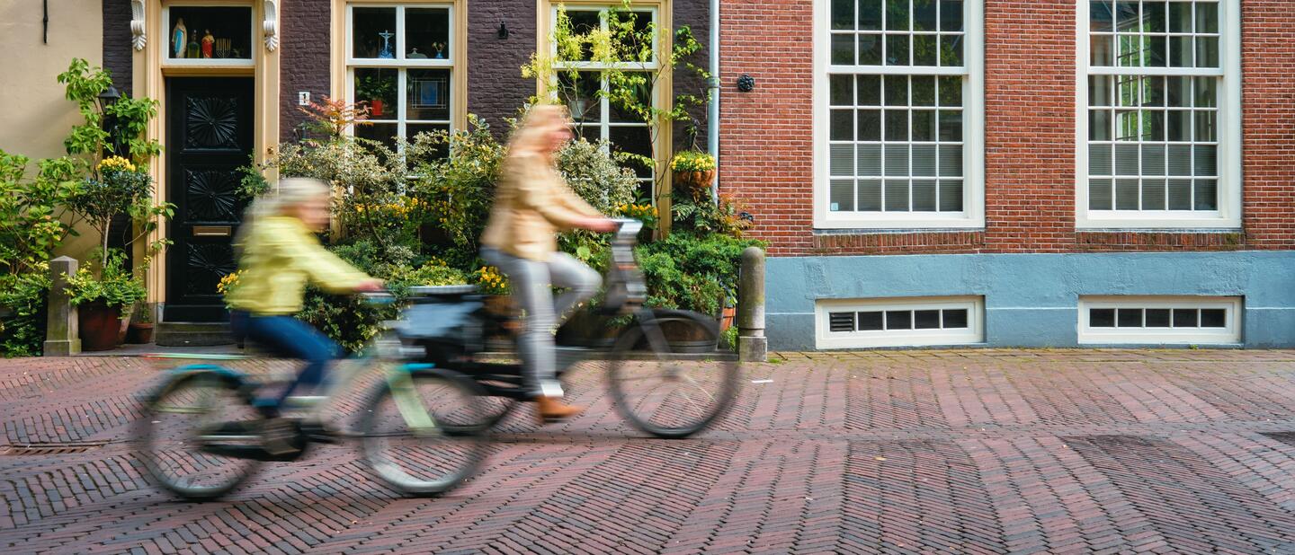 fietsers in slowmotion